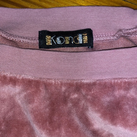 Kondi Raglan Top - Picture 2 of 3
